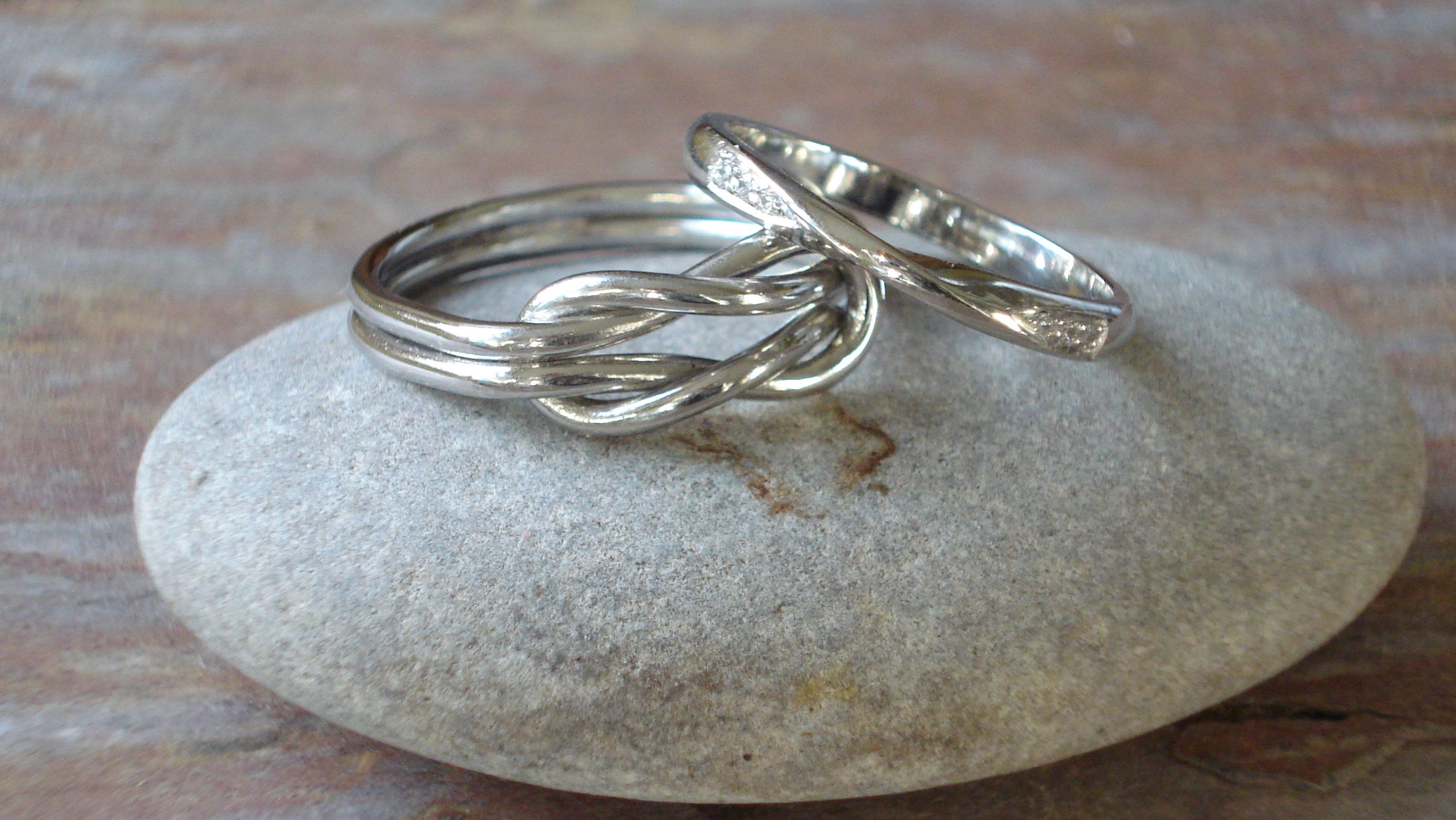 handmade platinum knot wedding ring and diamond twist wedding ring 